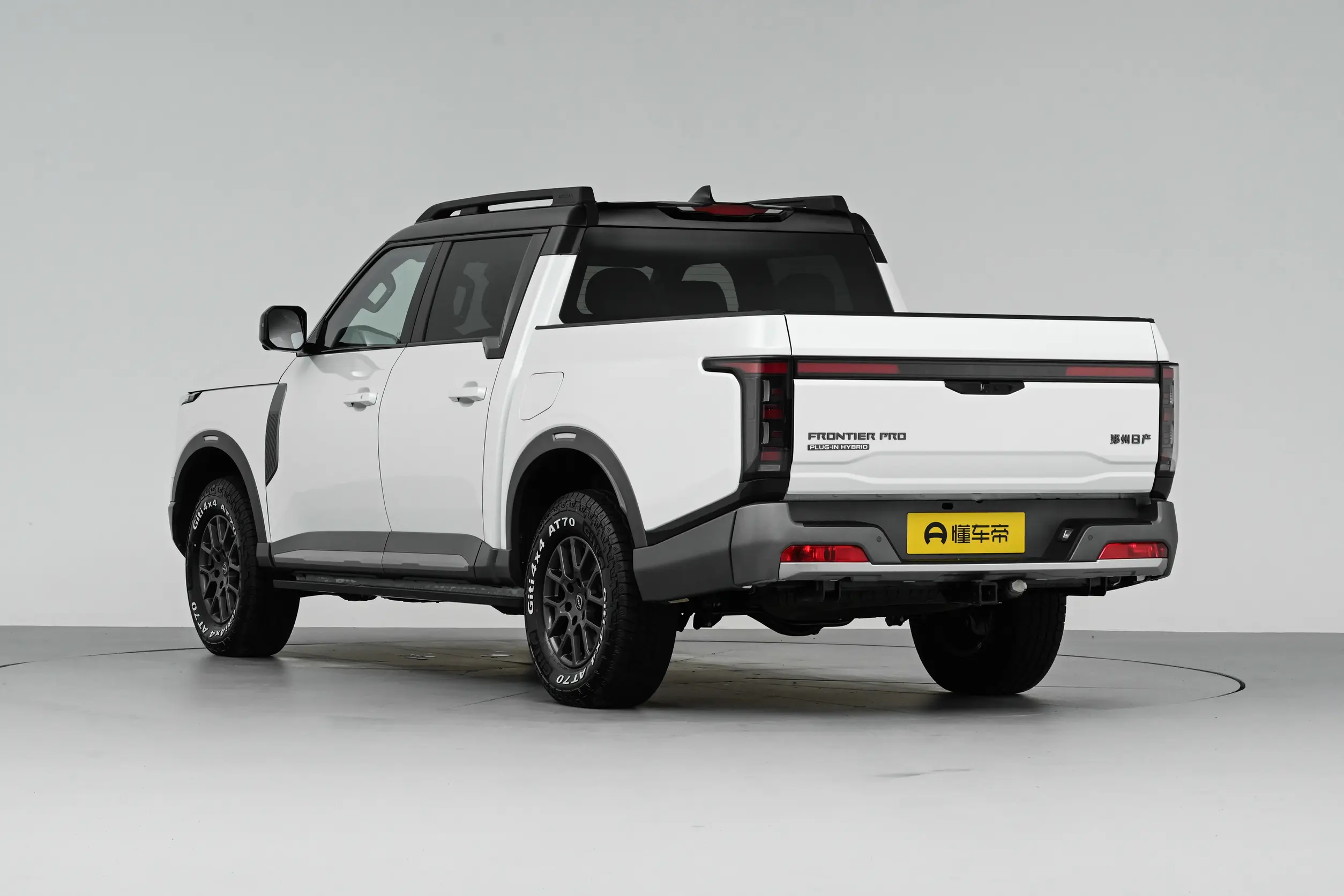 Zhengzhou Nissan Fengtan PHEV 135km AWD Ultimate Edition — Additional exterior view. Image 2 of 3. Authorized new car fo...