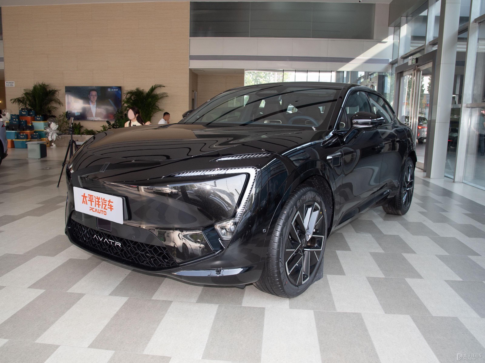 Avatr 11 Max Extended Range Version — Main listing photograph. Image 1 of 3. Authorized new car for export from China.