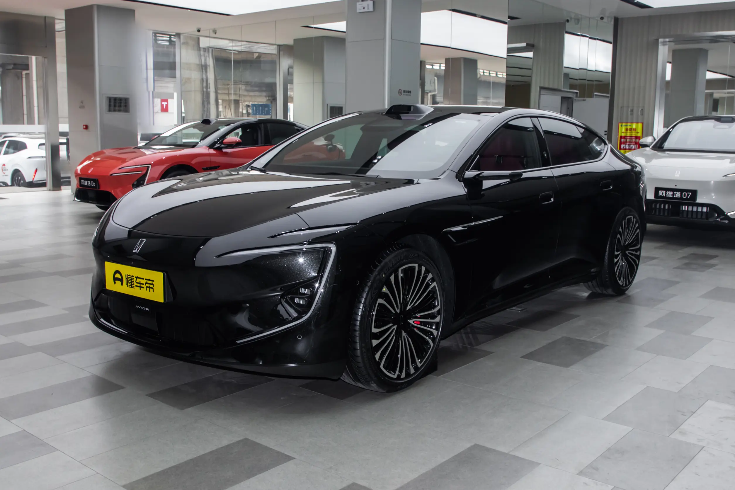 All-New Avatr 12 Ultra Dual-Motor EV 2026 — Main listing photograph. Image 1 of 3. Authorized new car for export from Ch...