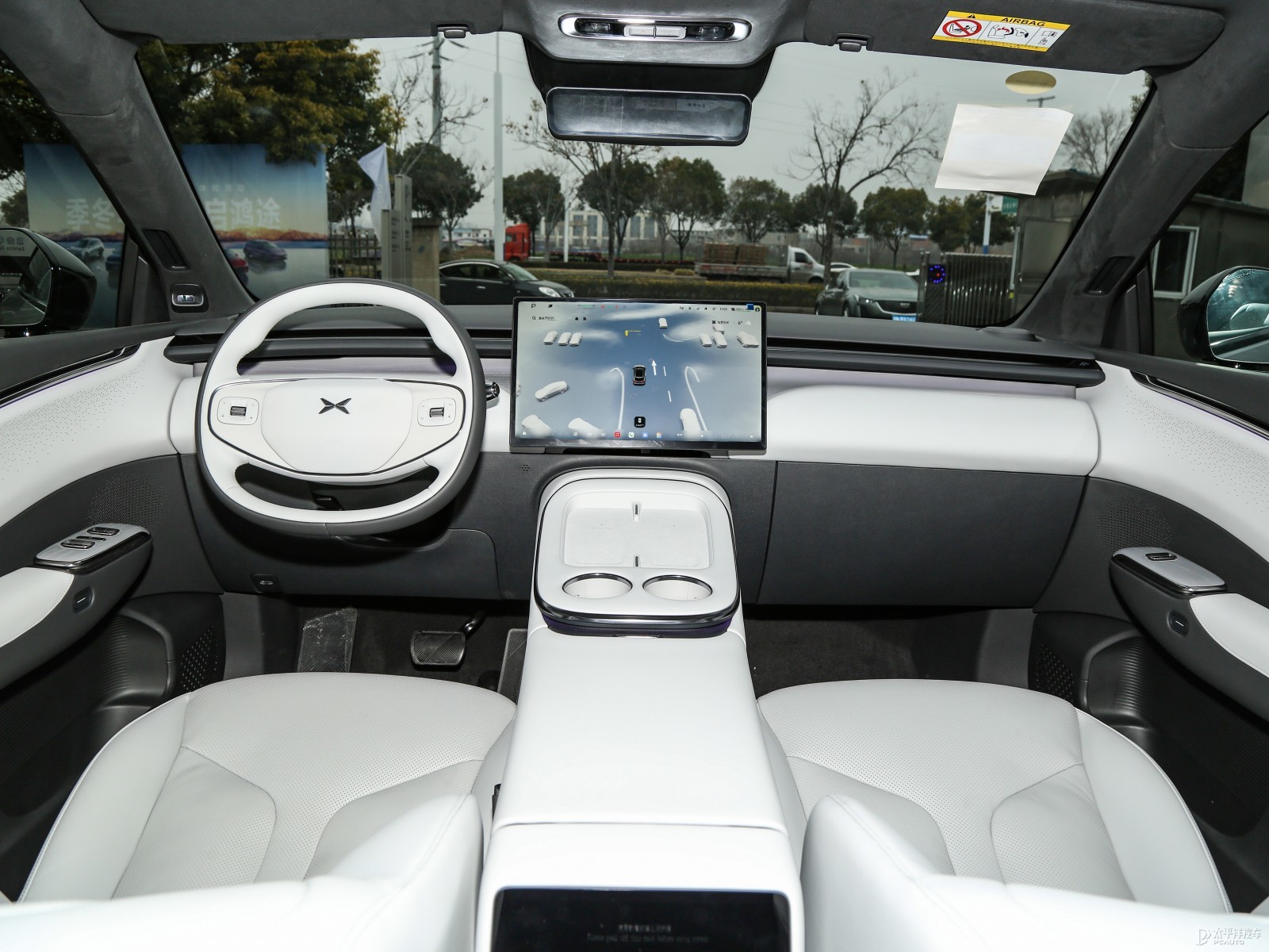 Xpeng G7 625 Max Tech Edition — Further exterior angle of the same vehicle. Image 3 of 3. Authorized new car for export ...