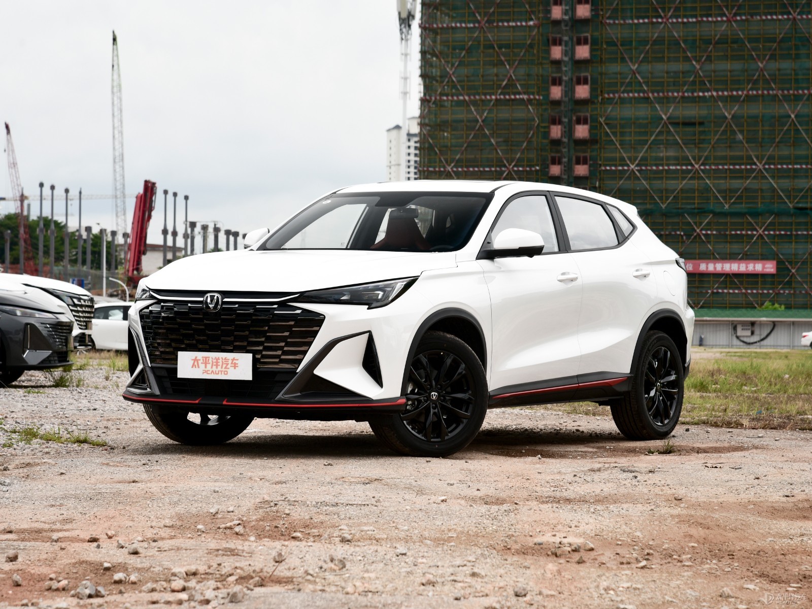 Changan X5 Plus Advance Pro — Main listing photograph. Image 1 of 3. Authorized new car for export from China.