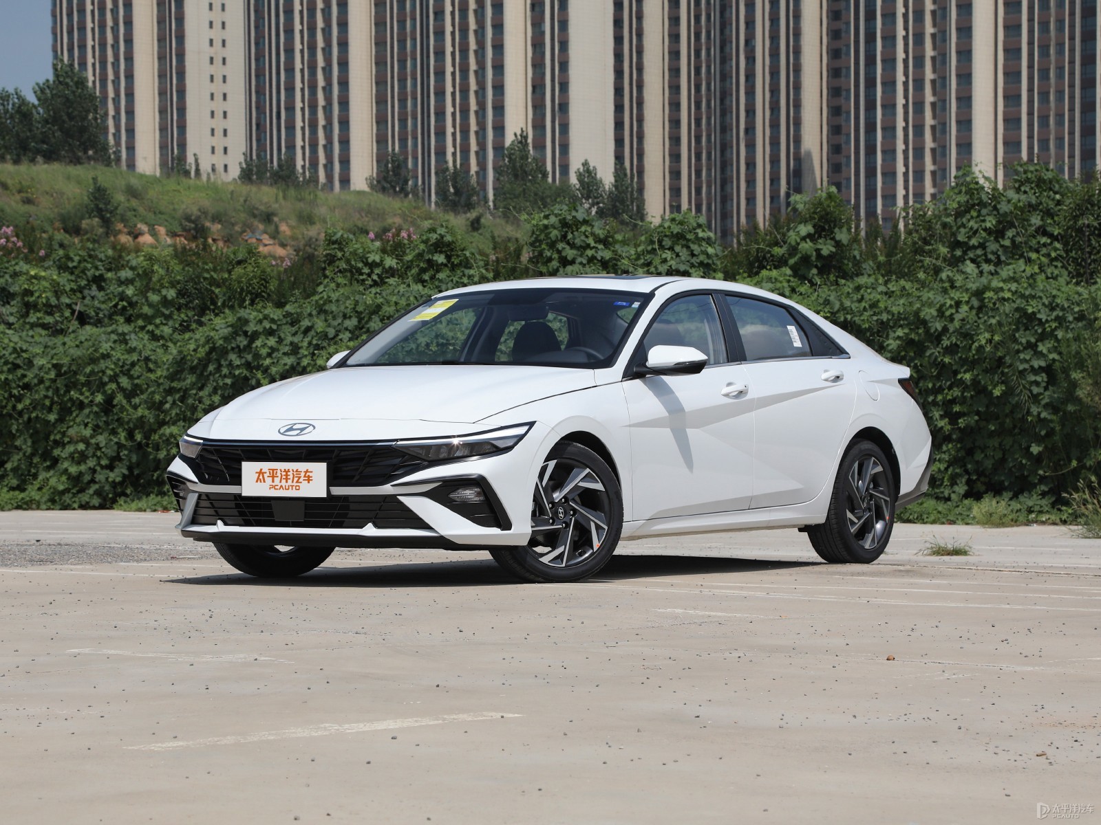 Beijing Hyundai Elantra 2023 1.5L GLX Elite — Main listing photograph. Image 1 of 3. Modified new car for export from Ch...
