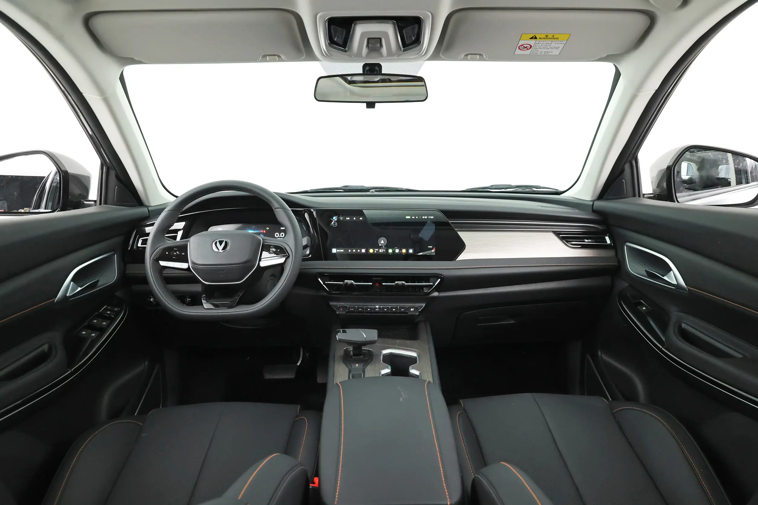 Changan CS75 Pro 1.5T Advance Edition — Further exterior angle of the same vehicle. Image 3 of 3. Authorized new car for...