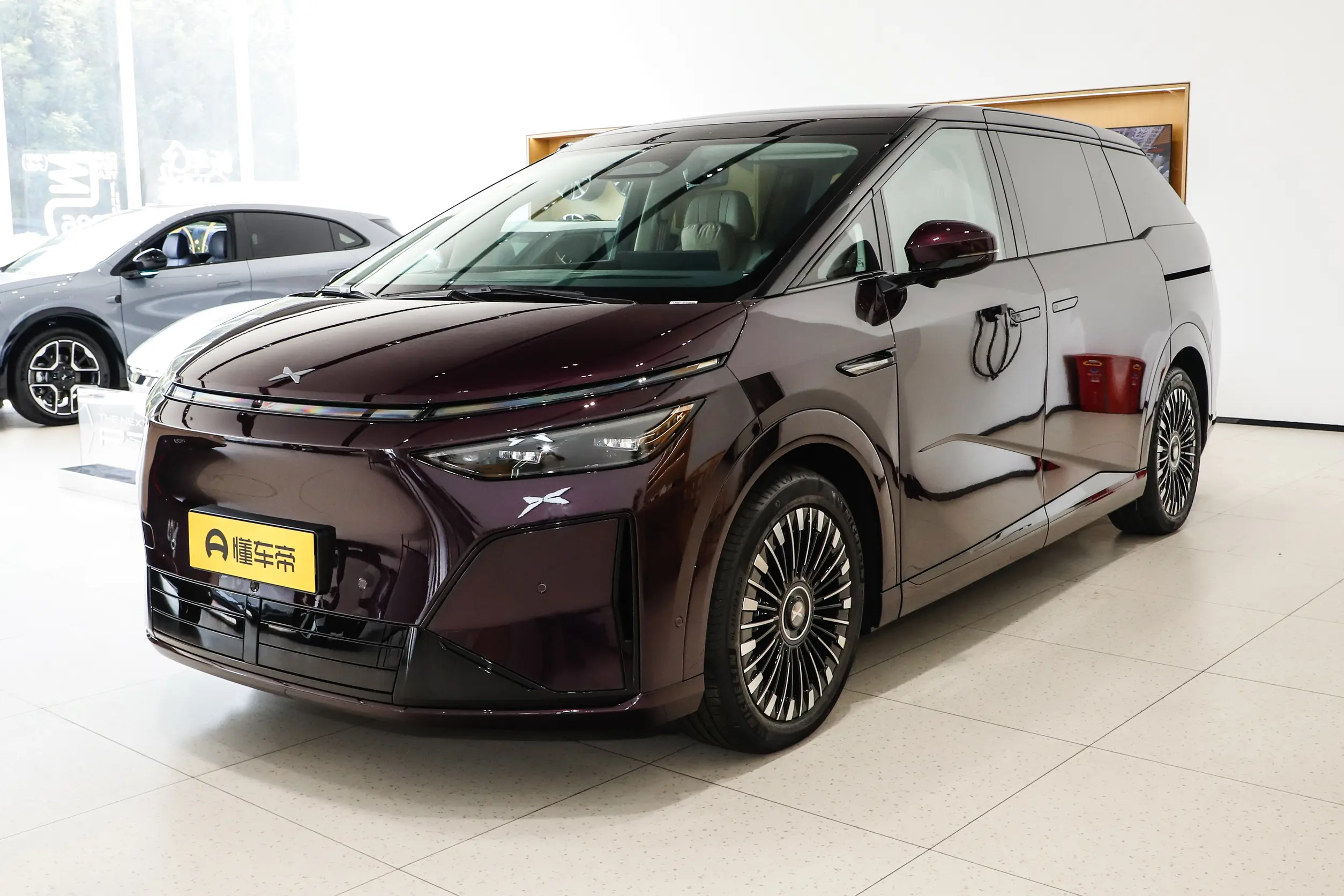 Xpeng X9 2026 EV 665 Max — Main listing photograph. Image 1 of 3. Authorized new car for export from China.