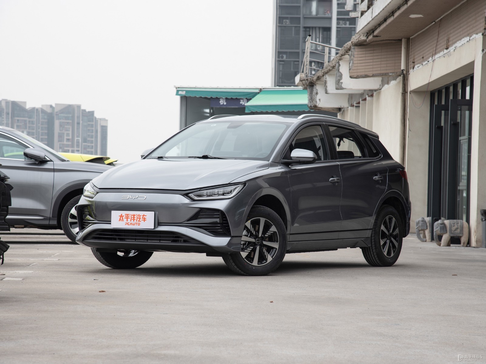 BYD E2 Deluxe Edition — Main listing photograph. Image 1 of 3. Modified new car for export from China.