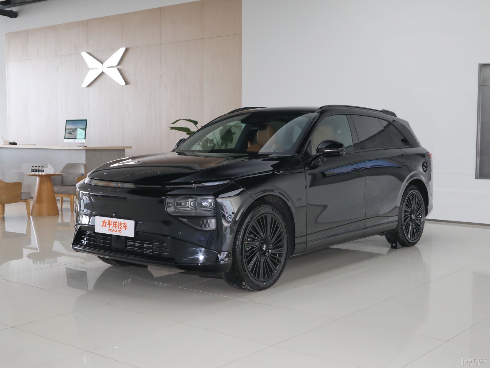 Xpeng G9 625 Long Range Max — Main listing photograph. Image 1 of 3. Authorized new car for export from China.