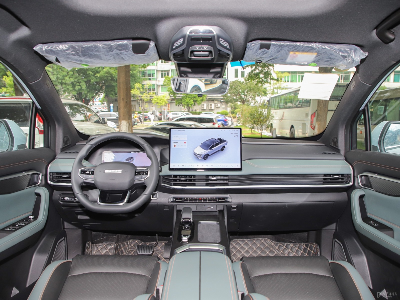 Geely Radar Horizon MAX Edition — Further exterior angle of the same vehicle. Image 3 of 3. Modified new car for export ...