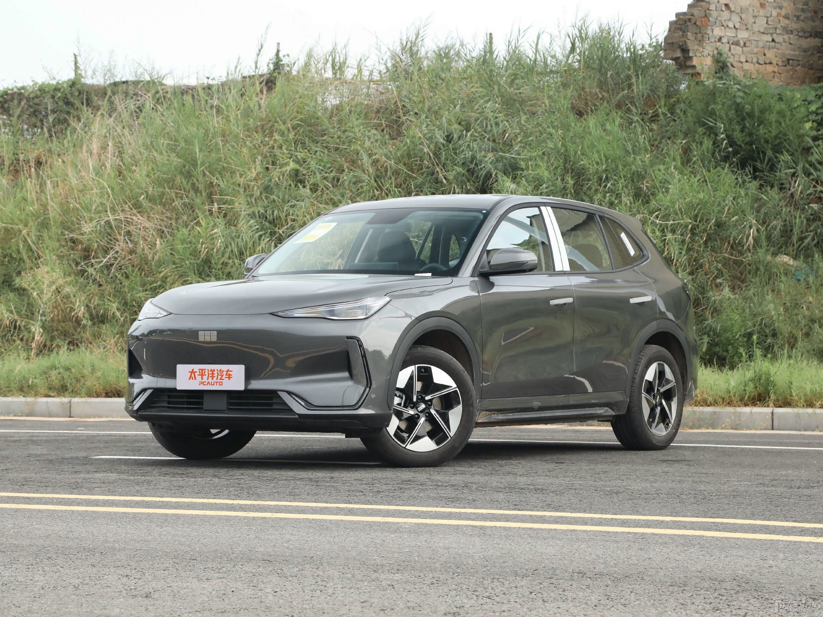Geely Galaxy E5 2026 530KM Start Edition — Main listing photograph. Image 1 of 3. Modified new car for export from China.