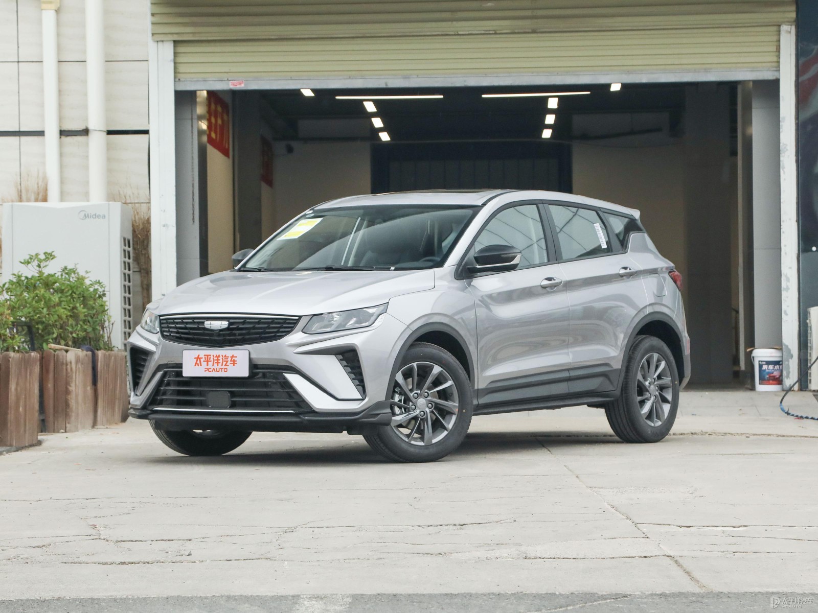Geely Bin Yue 1.5L CVT Super MAX Edition — Main listing photograph. Image 1 of 3. Modified new car for export from China.