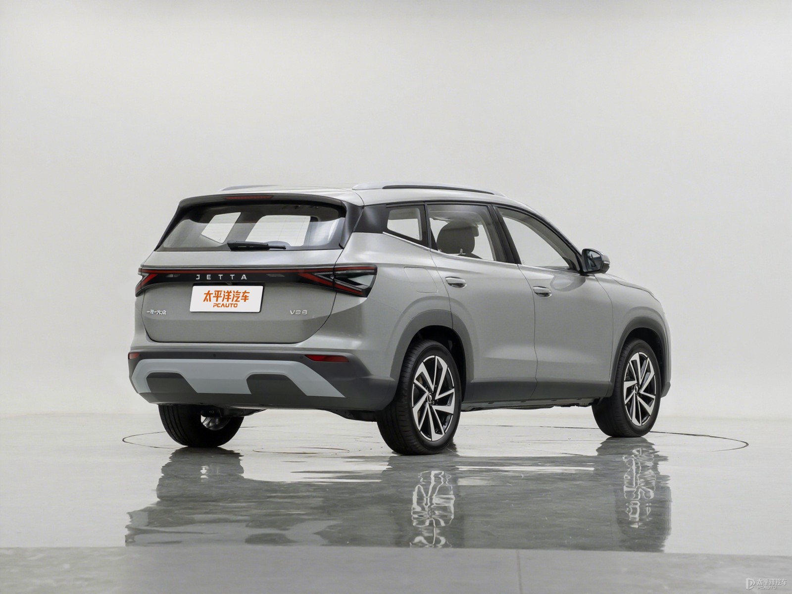 FAW-Volkswagen VS8 Automatic Ultimate Edition — Additional exterior view. Image 2 of 3. Modified new car for export from...
