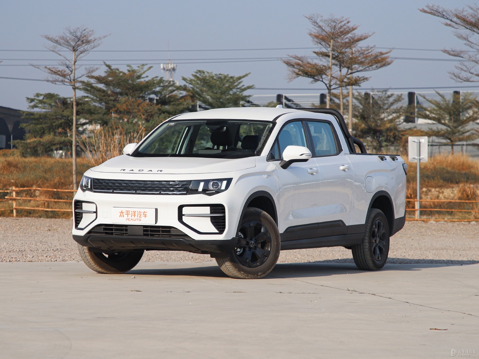 Geely Radar Dali King Cab 460km Long Bed — Main listing photograph. Image 1 of 3. Modified new car for export from China.