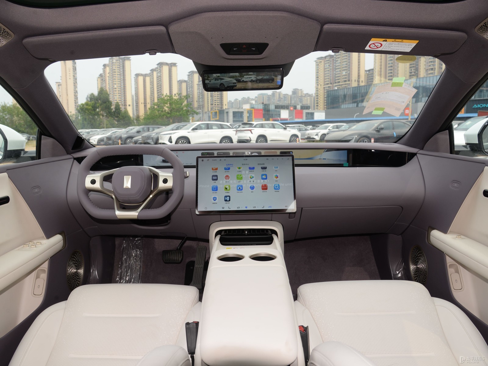 Avatr 06 Pro EV — Further exterior angle of the same vehicle. Image 3 of 3. Authorized new car for export from China.