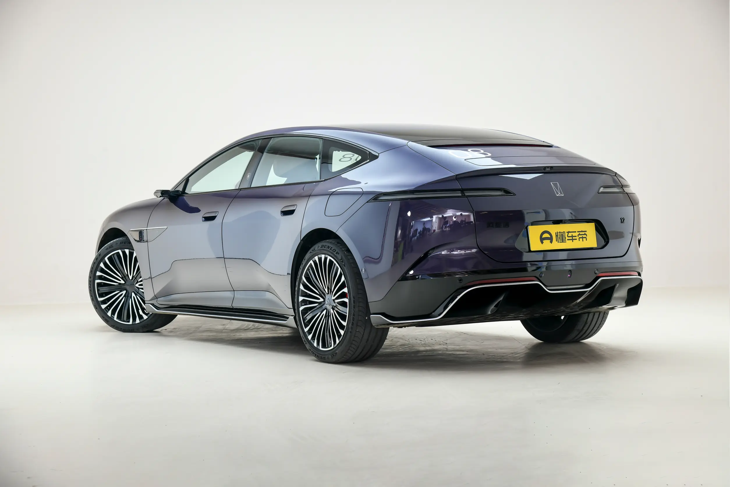 All-New Avatr 12 Master Three-Motor EV — Additional exterior view. Image 2 of 3. Authorized new car for export from China.