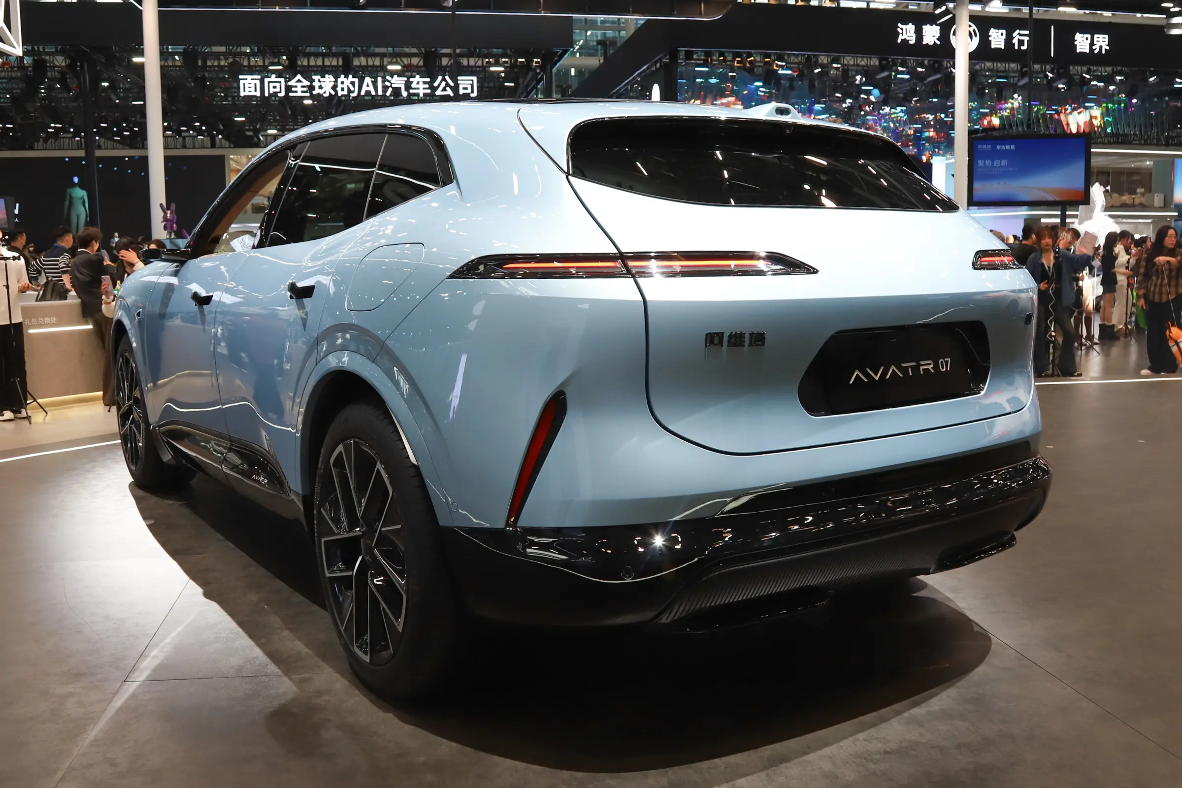 Avatr 07 Ultra AWD EV 2026 — Additional exterior view. Image 2 of 3. Authorized new car for export from China.