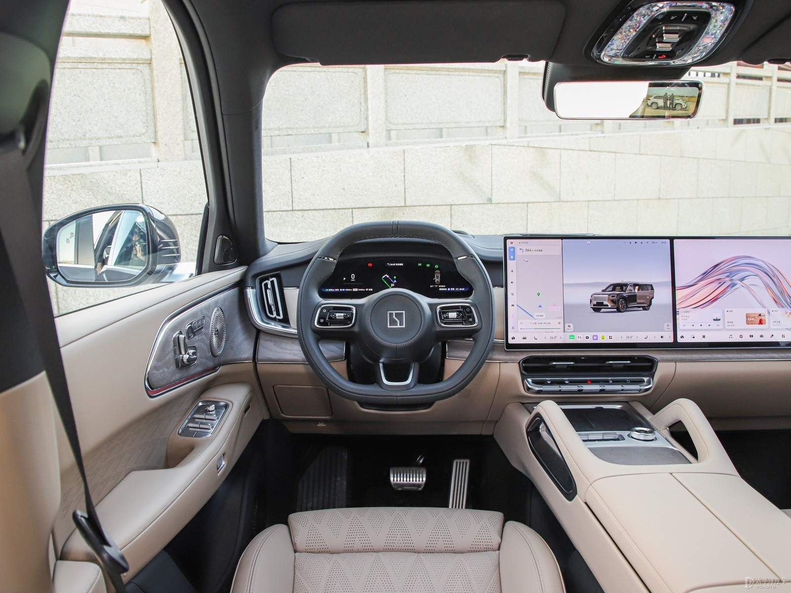 zeekr 8x Max — Another photograph of this listing. Image 6 of 6. Authorized new car for export from China.